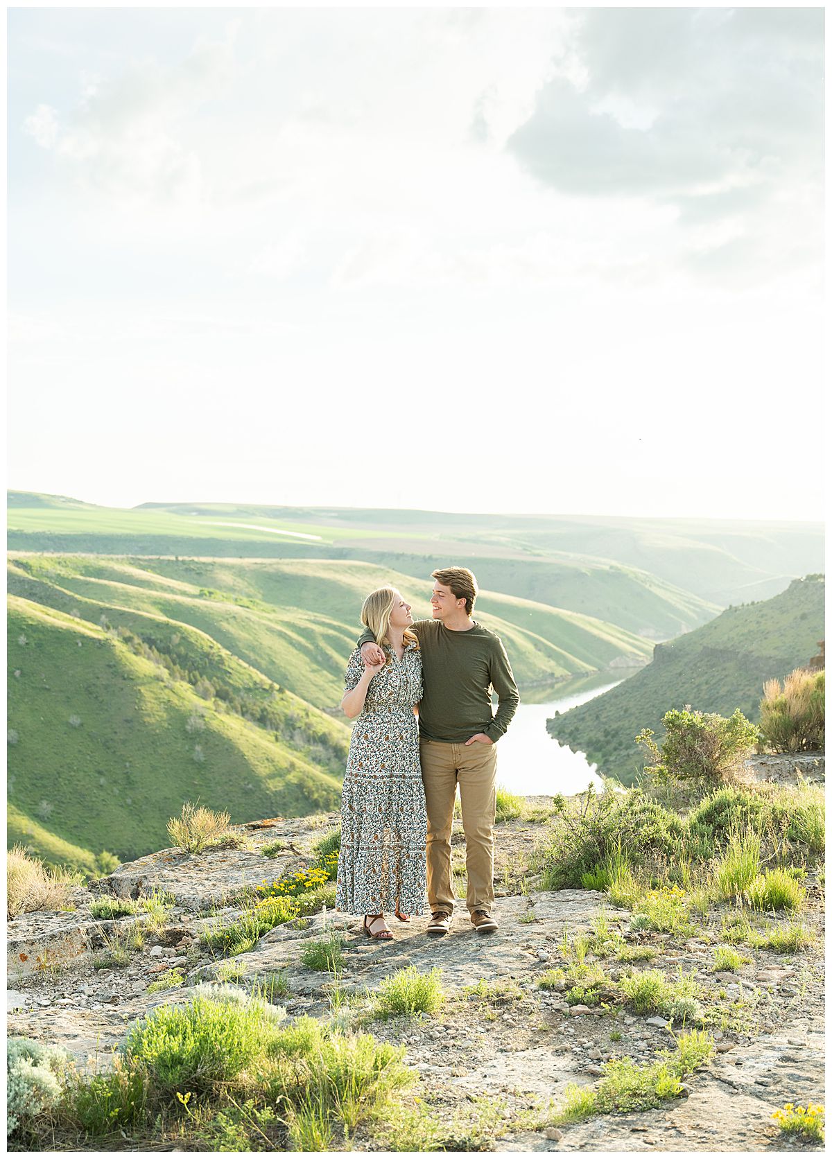 scenic engagement session in Idaho Falls